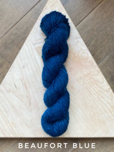 Load image into Gallery viewer, 1-oz 100% Qiviut Yarn (made to order)