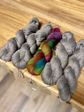 Load image into Gallery viewer, 2-oz Niviuk Yarn Blend (made to order)