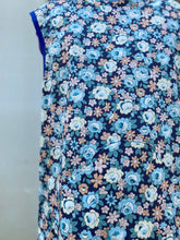 Load image into Gallery viewer, Sleeveless Cotton Silapaaq