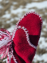 Load image into Gallery viewer, Vintage Wool Mitts with Braided String
