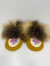 Load image into Gallery viewer, Embroidered Pink Moccasins with Fox Trim
