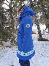 Load image into Gallery viewer, Light Winter Parka with Delta Braid