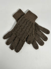Load image into Gallery viewer, Qiviut Gloves (Made to order)