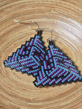 Load image into Gallery viewer, Beaded Striped Ulu Earrings
