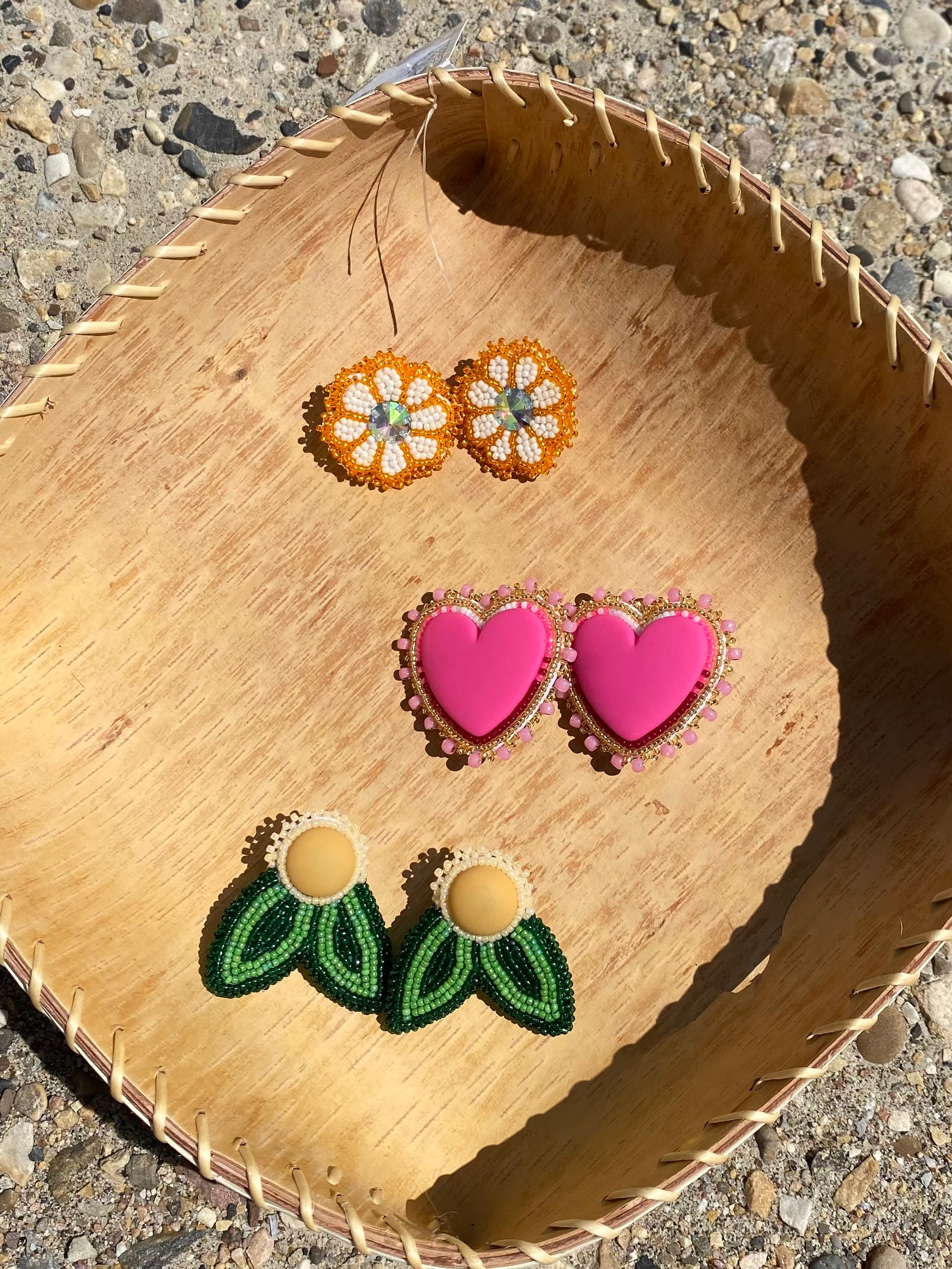 INUIT-MADE CRAFTS – Qiviut Inc.