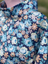 Load image into Gallery viewer, Floral Collar Silapaaq (Summer Parka)

