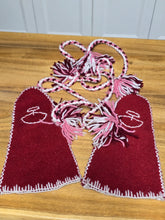 Load image into Gallery viewer, Vintage Wool Mitts with Braided String

