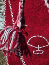 Load image into Gallery viewer, Vintage Wool Mitts with Braided String
